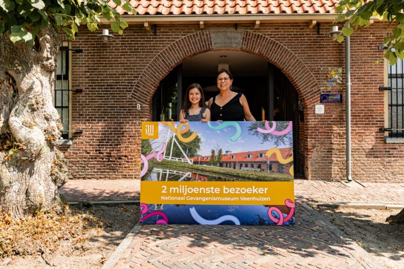 Feest in Veenhuizen: Gevangenismuseum verwelkomt 2 miljoenste bezoeker! 
