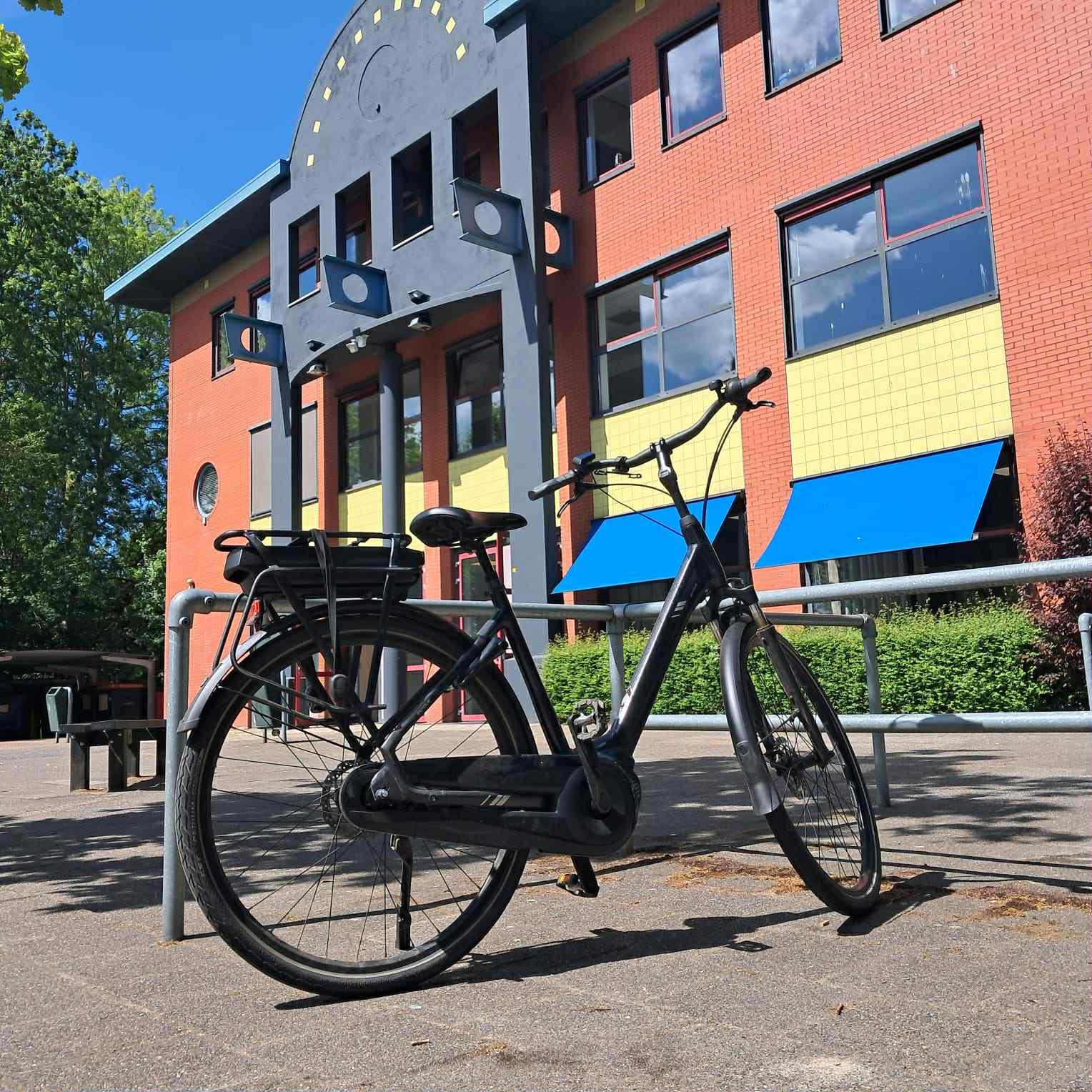 Fietsdief in Leek ontmaskerd: jongeren leiden eigenaar naar gestolen Giant
