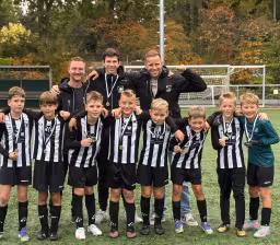 Roden JO10-2 kampioen van de 1e fase!