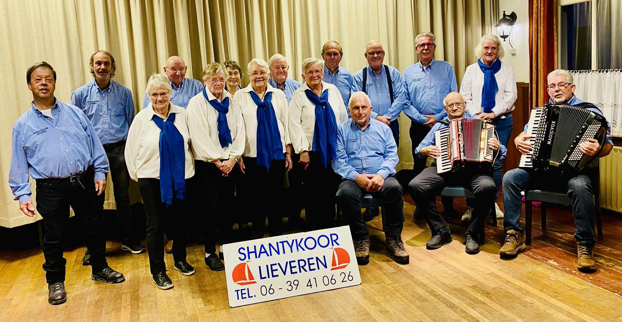 Shantykoor Lieveren en The Shipmates treden samen op in ’t Hart van Lieveren