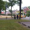 [112] Roden: Fietser en auto raken elkaar   