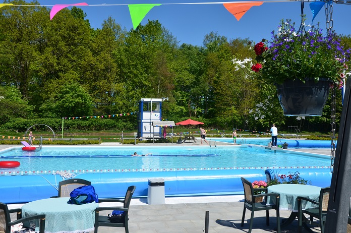 Veenhuizen: Opening zwemseizoen Openluchtbad