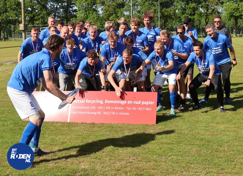 Veenhuizen kampioen in eigen huis – Sjoert Giezen ontvangt Gouden Schoen met veertigste treffer!