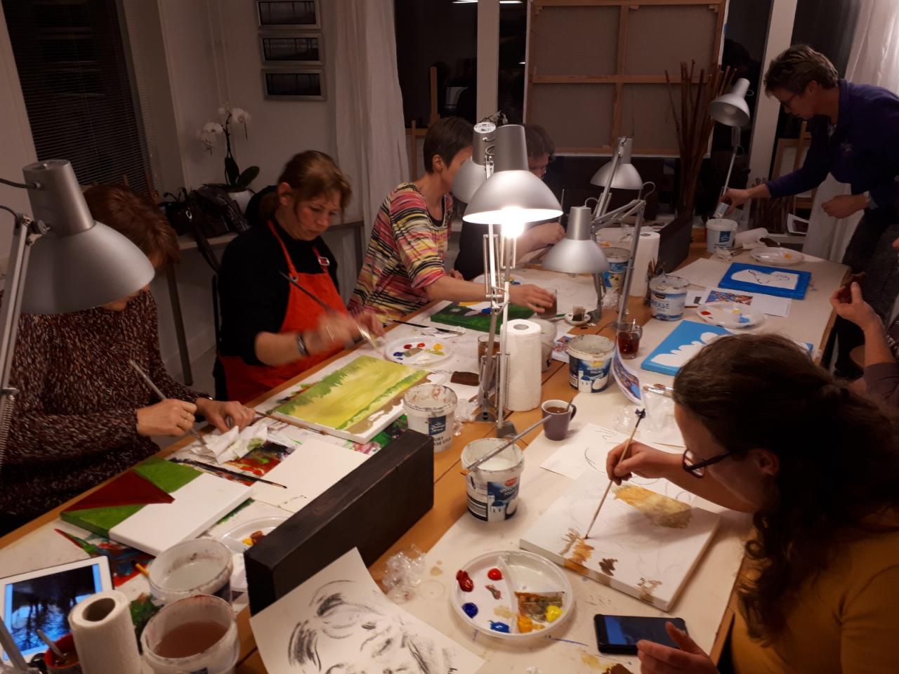 AVSN Boerinnen gaan schilderen bij Atelier de Onlanden 