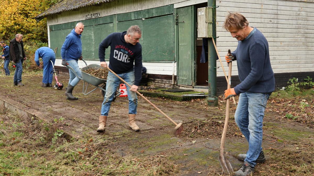 Klusdag ijsclub Roden📸