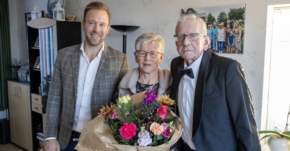 Echtpaar Doorn uit Norg viert 60-jarig huwelijksjubileum