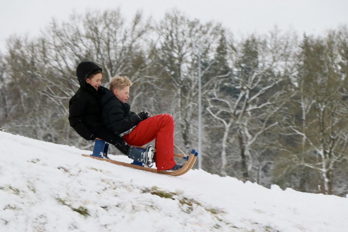 Sneeuwpret en sneeuwduinen