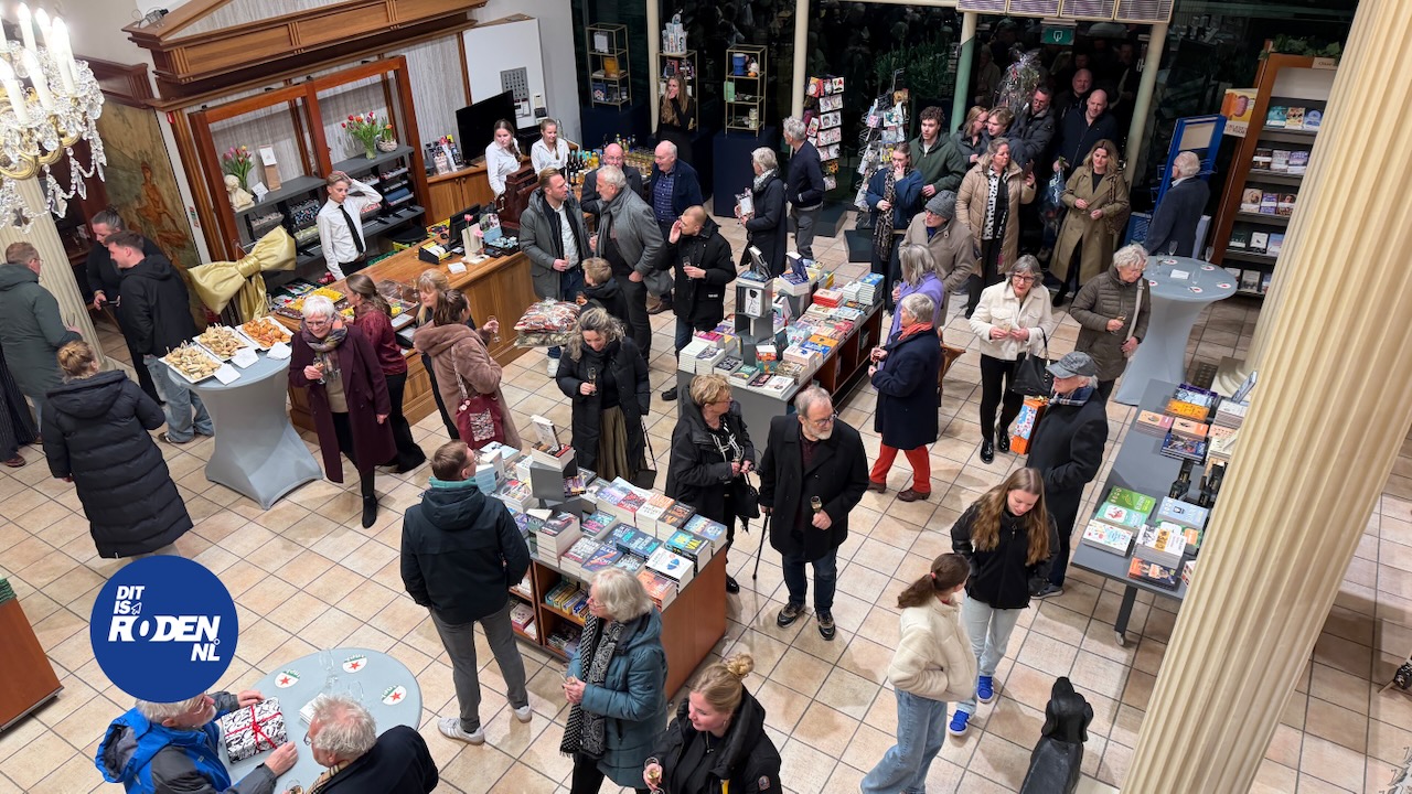 Patricia Snel duikt bij Boekhandel Daan Nijman in de geschiedenis van Veenhuizen en Frederiksoord