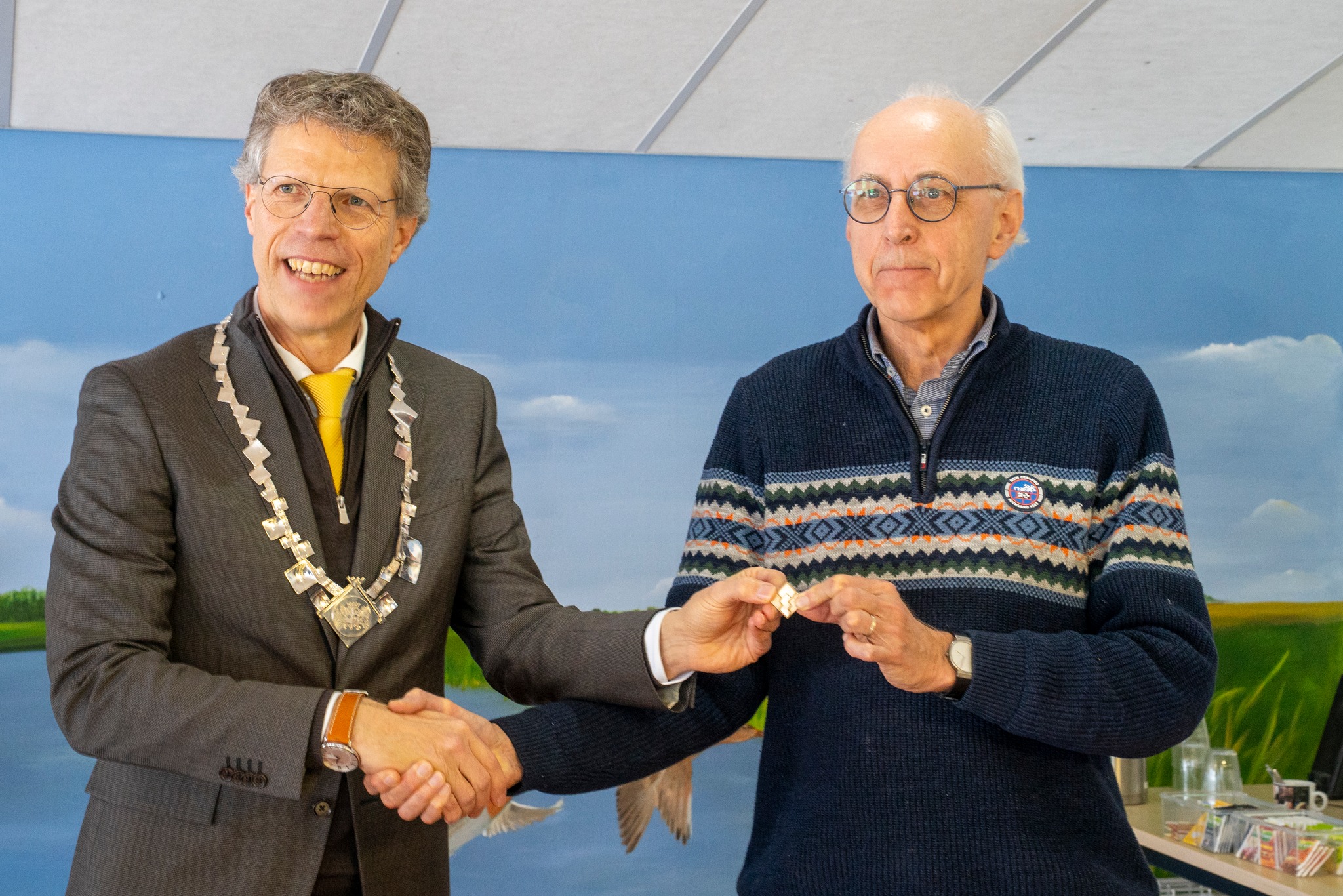 Lex van Wijngaarden ontvangt eerste Westerkwartje 