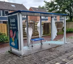 Politie onderzoekt reeks vernielingen in Leek en Tolbert – Getuigen gezocht