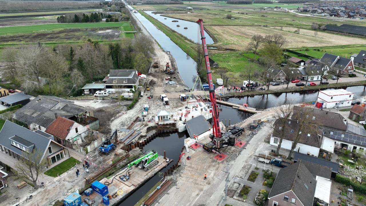 Plaatsing bewegend brugdeel Norgerbrug