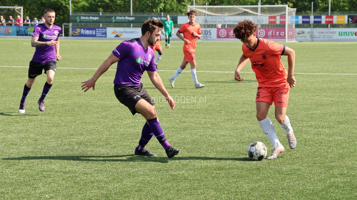 Roden behoudt 2e klasserschap na remise tegen SV Bedum - Dit is Roden - De nieuwswebsite van Roden