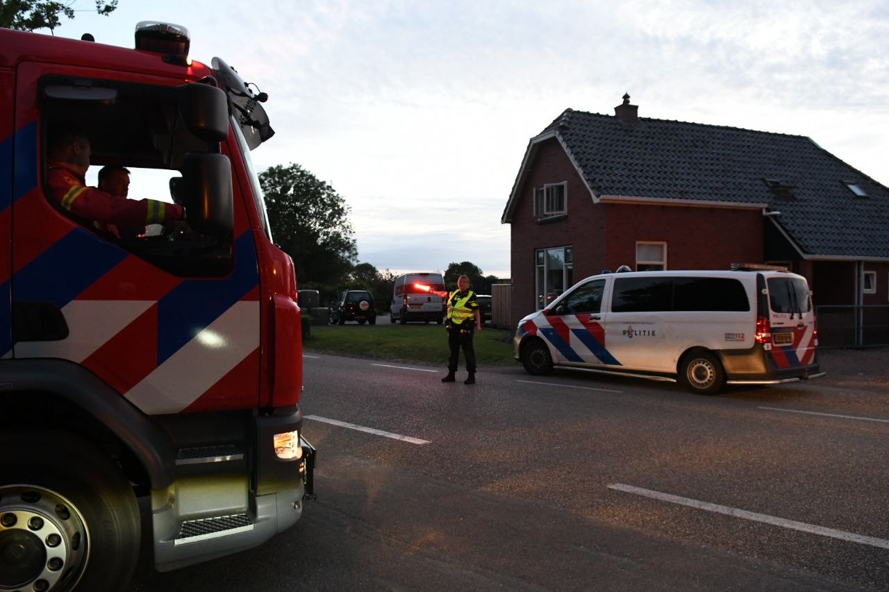 Brandweer massaal gealarmeerd voor woningbrand in Niebert