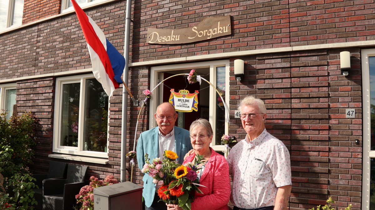 65 jaar liefde: Ritske en Nieske Aalders vieren hun briljanten huwelijk