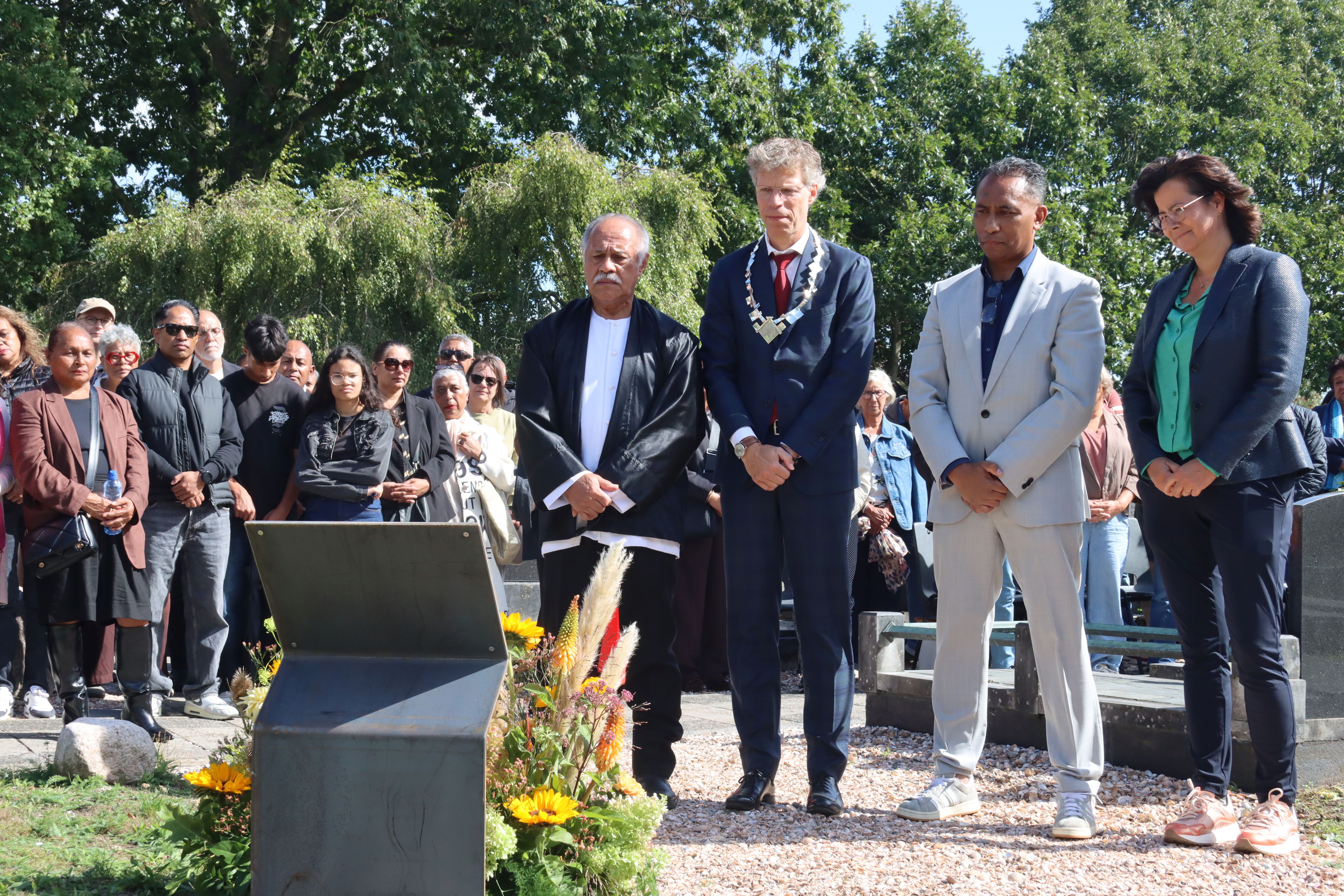 Gedenktekens onthuld en bijzondere status voor Molukse KNIL-graven
