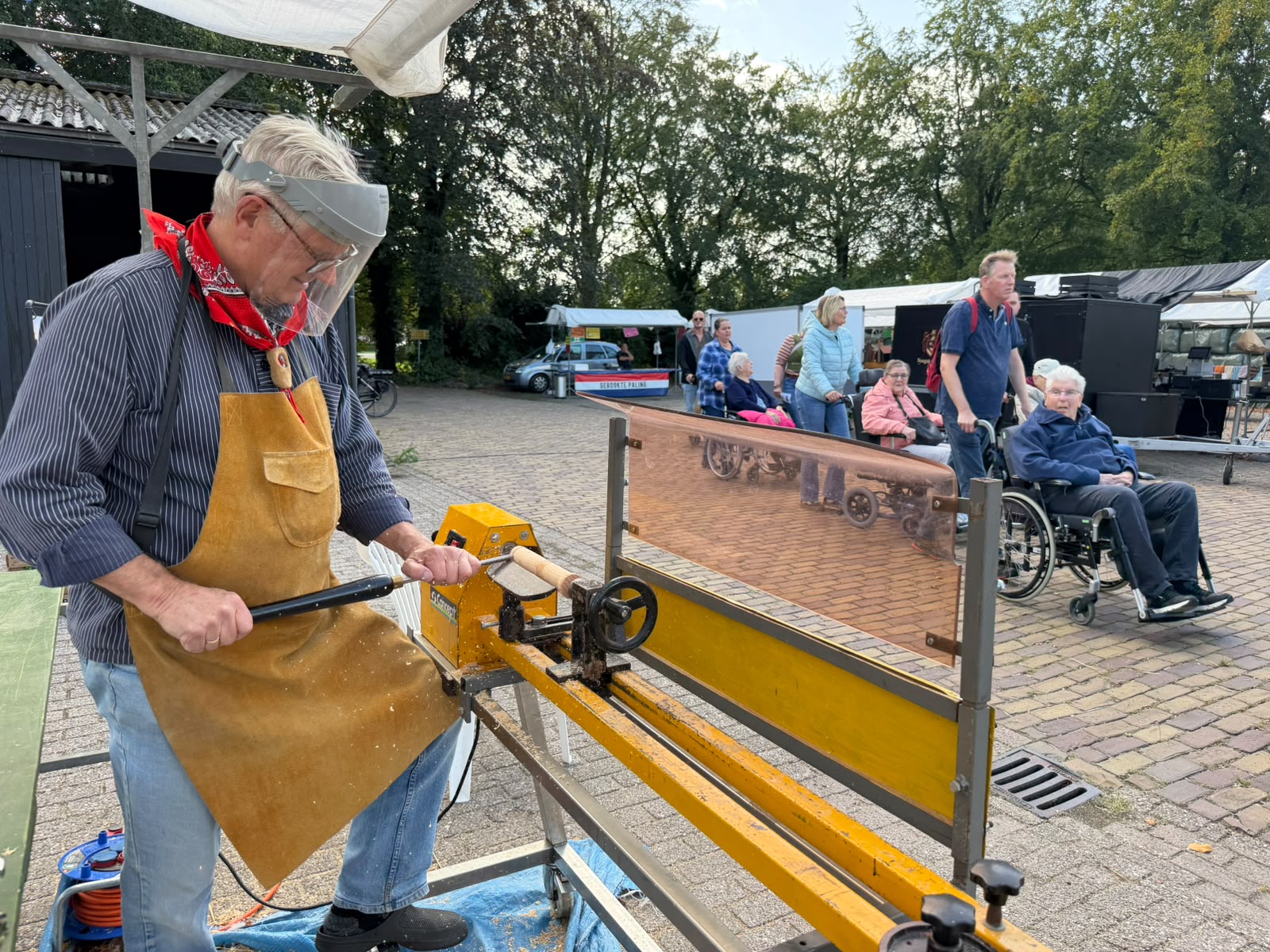 Oude ambachten brachten historie tot leven tijdens Streekproductenmarkt Nienoord