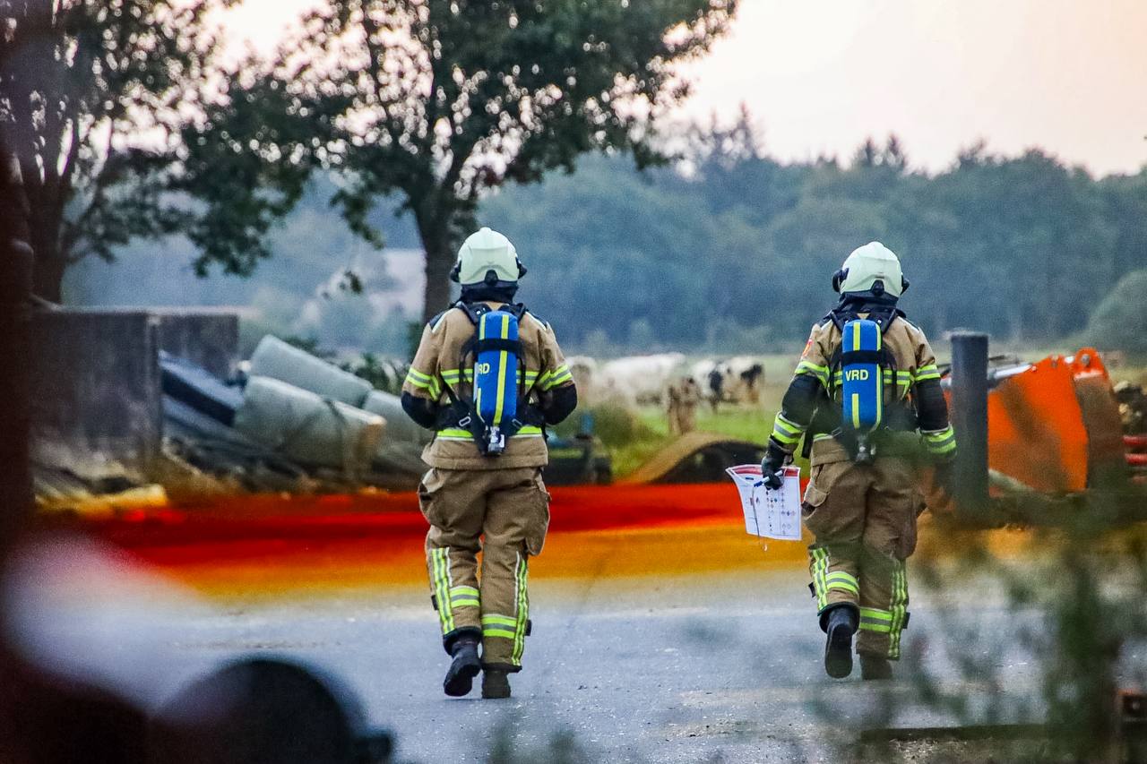 Brandweer zet Markeweg af vanwege lekkend kuilgas in Steenbergen