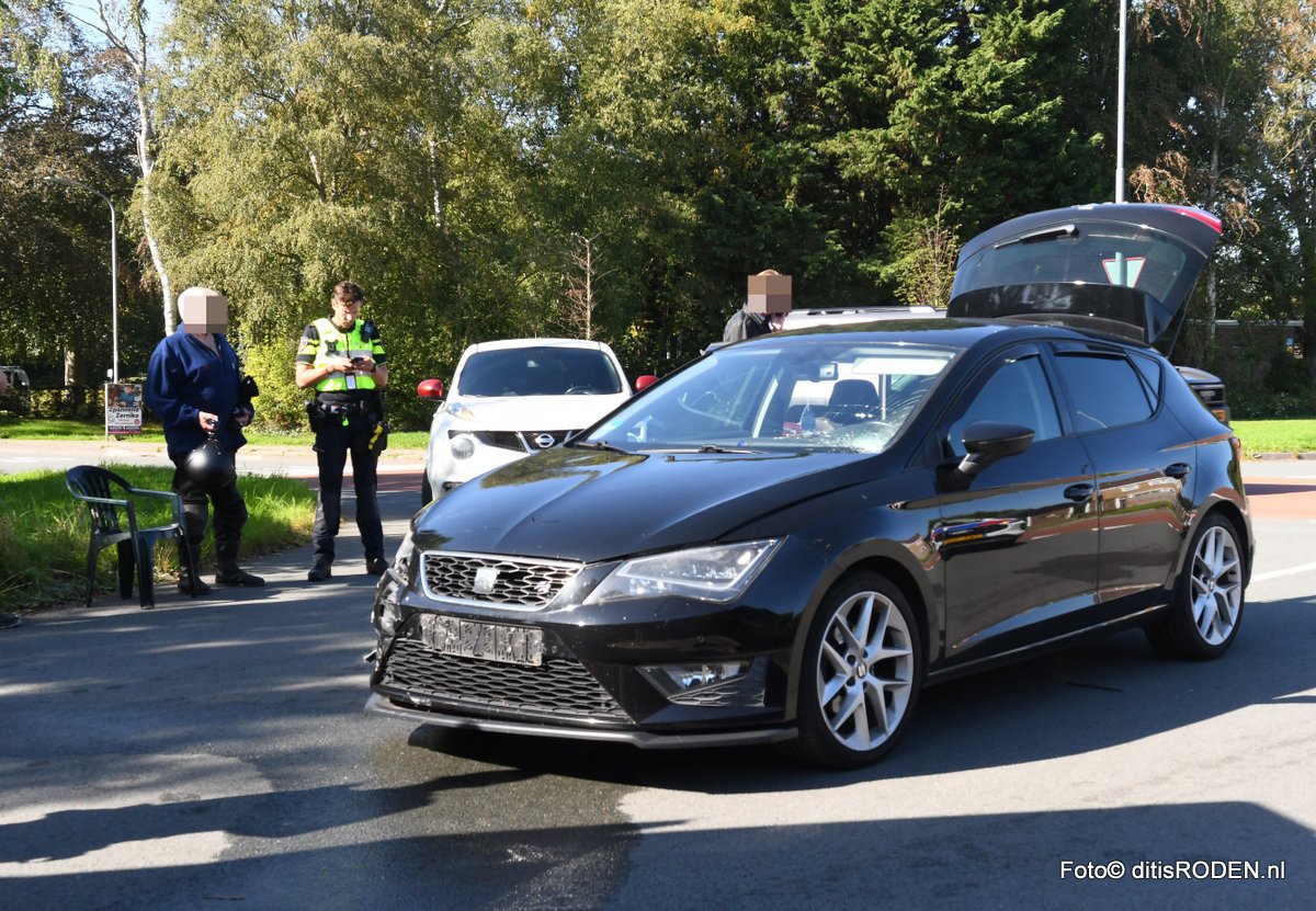 Motorrijder gewond bij botsing met automobiliste op kruising N980