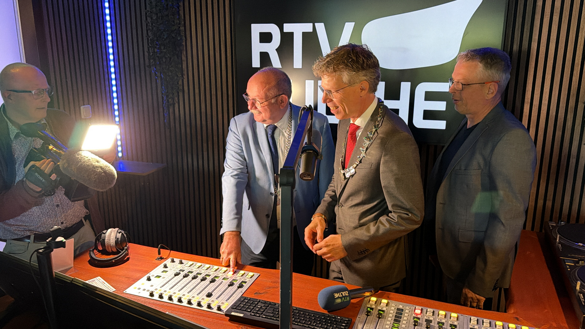 RTV De Zulthe officieel geopend in nieuw onderkomen in Leek