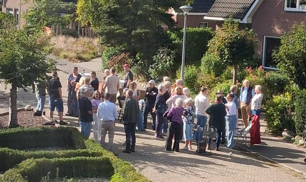 Gezellige Burendag aan de Heidebindersweg in Nieuw-Roden - Dit is Roden - De nieuwswebsite van Roden