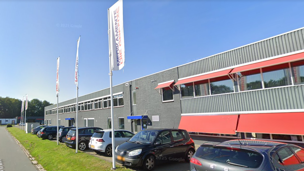 Grote politie- en douaneactie bij distributiecentrum Die Grenze in Peize