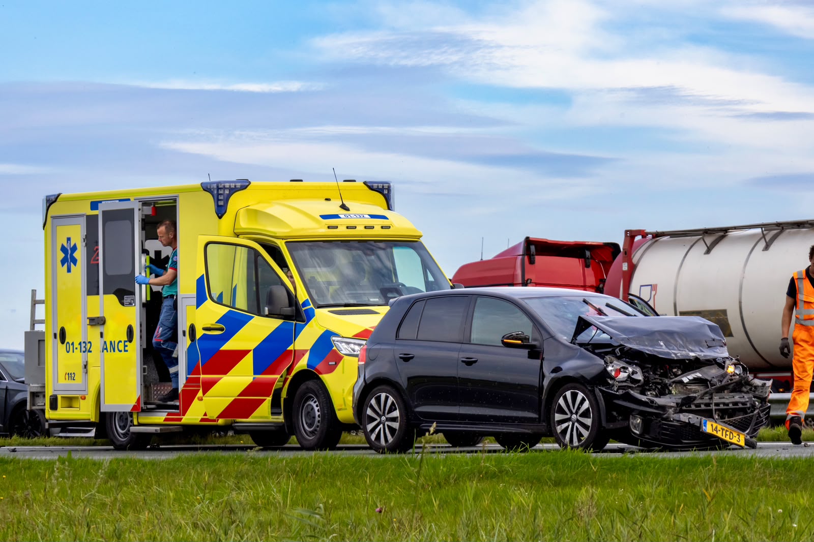 Gewonden bij ongeval op de A7 nabij Leek