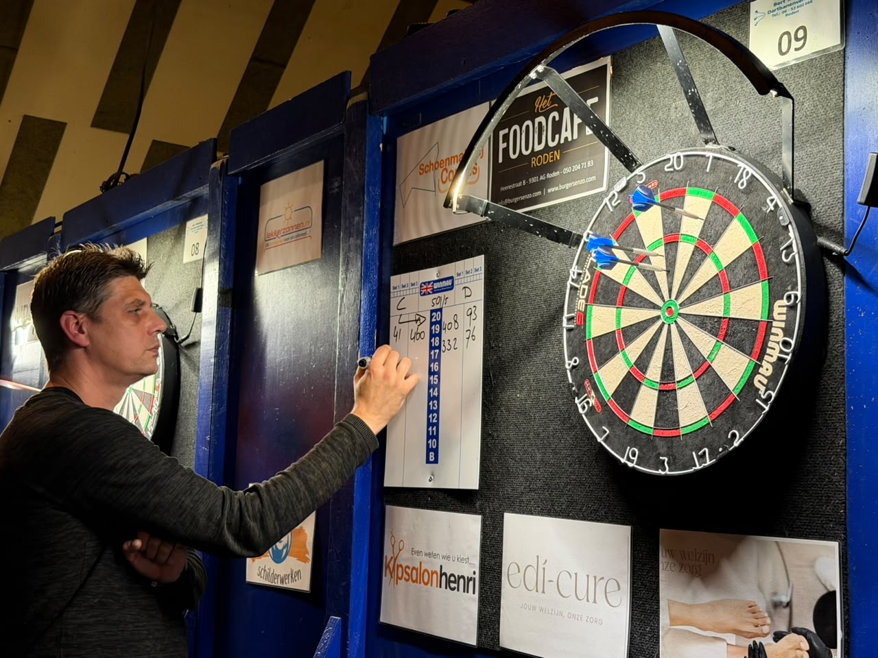 78 koppels op het Wassink Open Roden: record gebroken en de pijlen vliegen weer!
